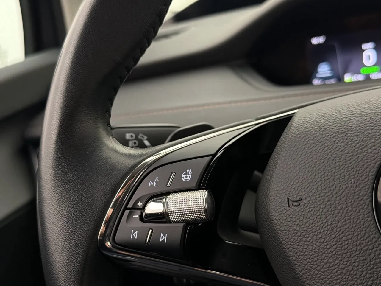 Skoda Enyaq bild 16
