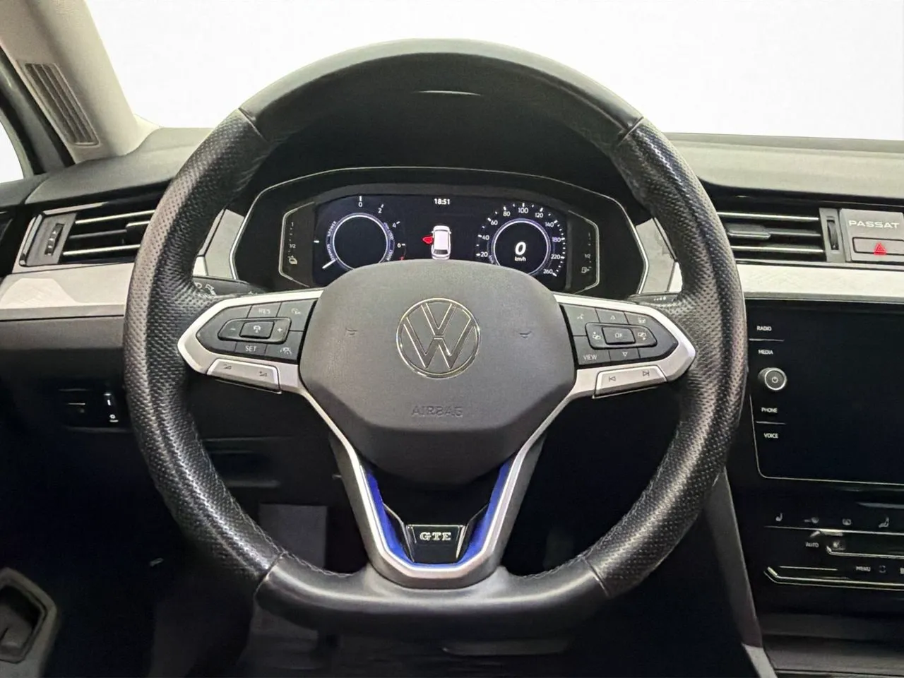 Volkswagen Passat bild 15