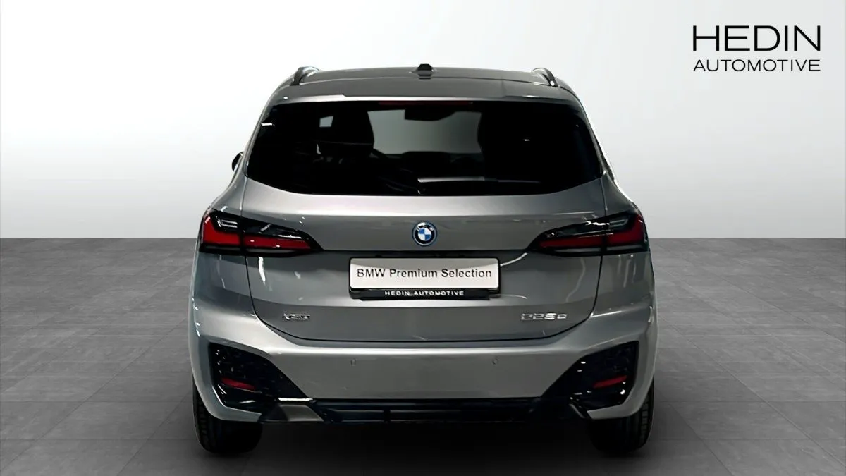BMW 225 bild 7
