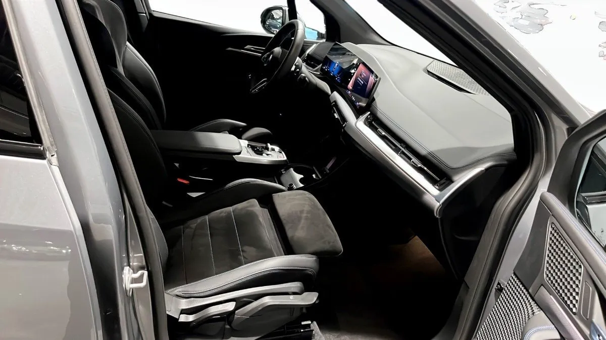 BMW 225 bild 3