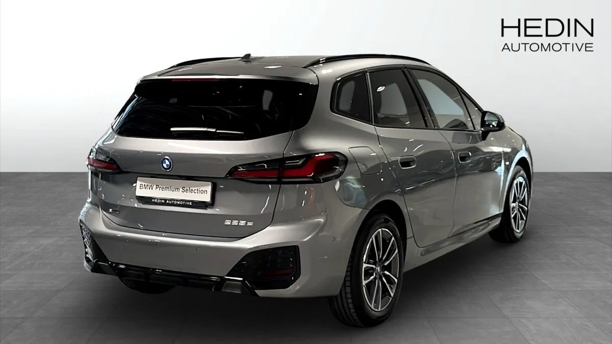 BMW 225 bild 2