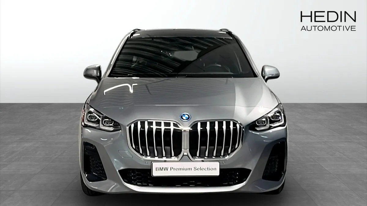 BMW 225 bild 8