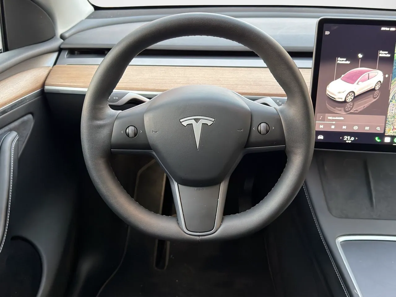 Tesla Model Y bild 12