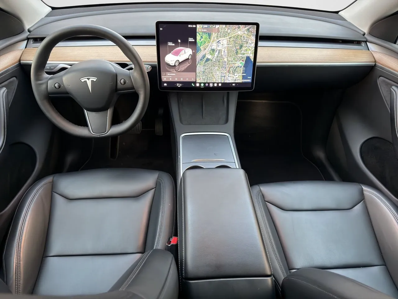 Tesla Model Y bild 11