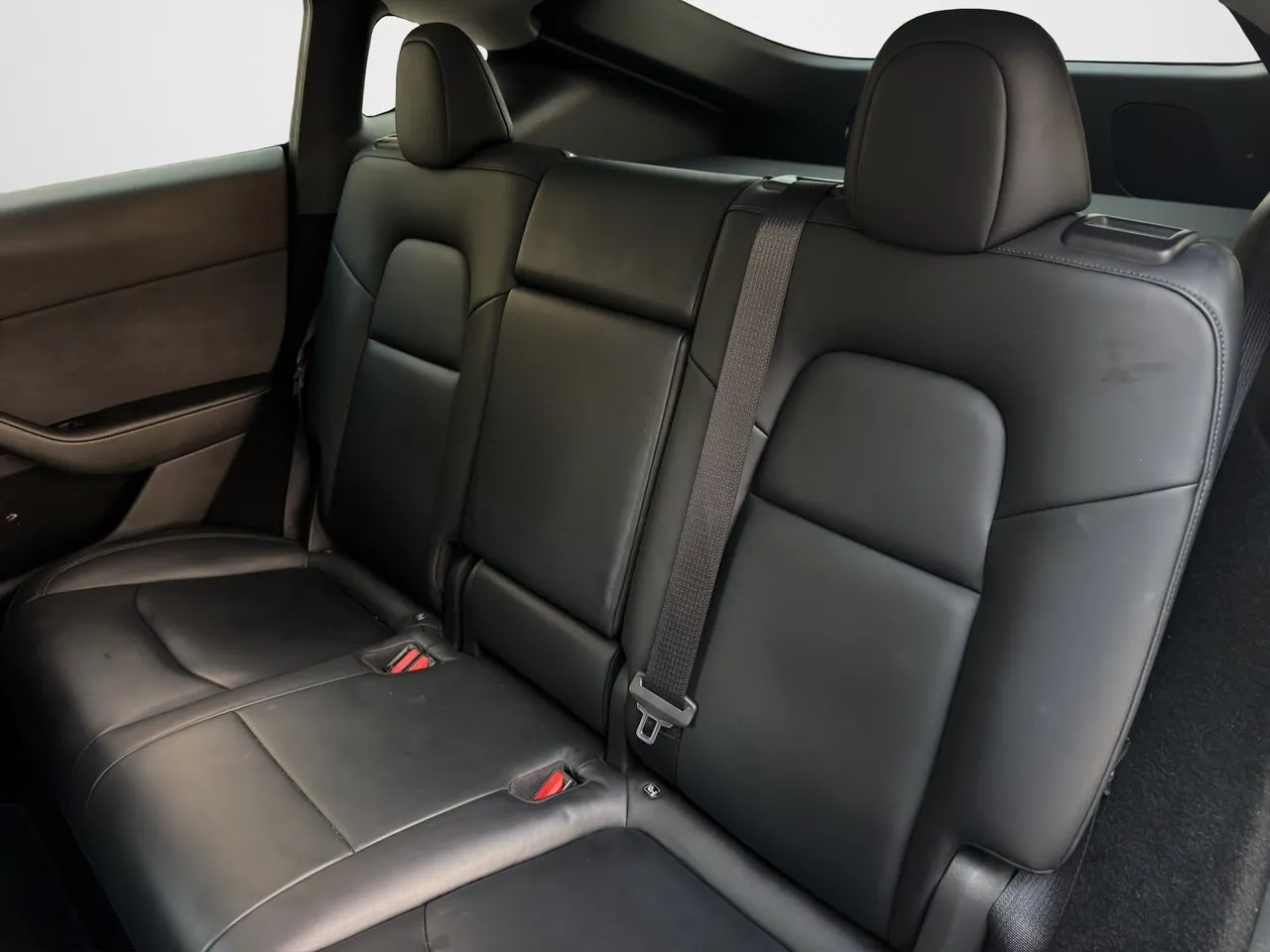 Tesla Model Y bild 10