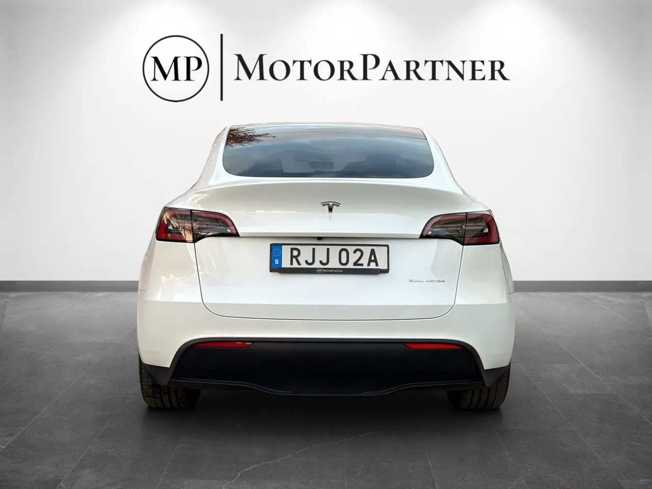 Tesla Model Y bild 6