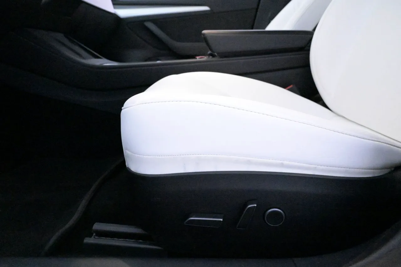 Tesla Model 3 bild 11
