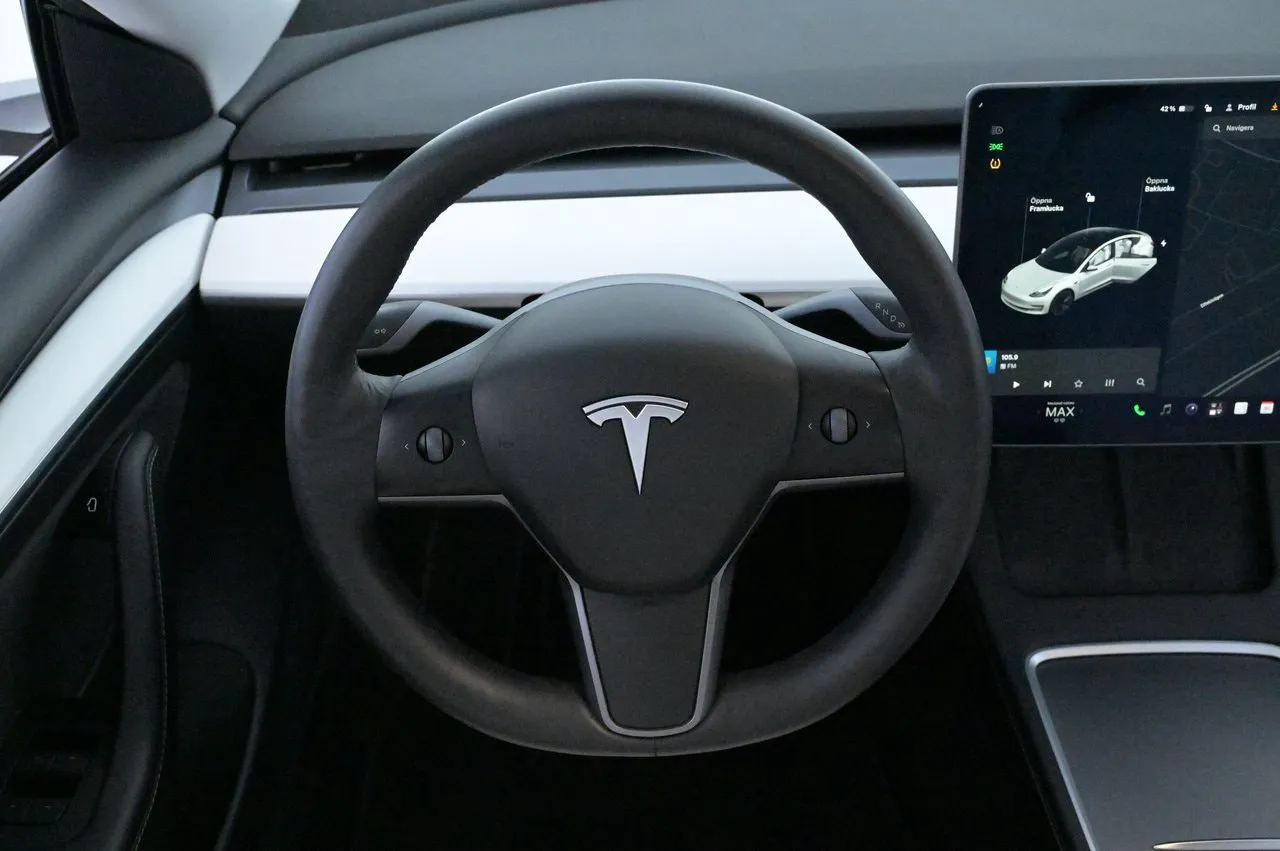 Tesla Model 3 bild 7