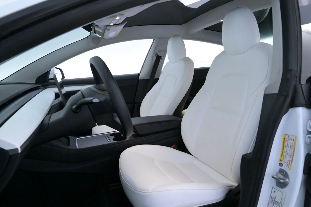 Tesla Model 3 bild 9