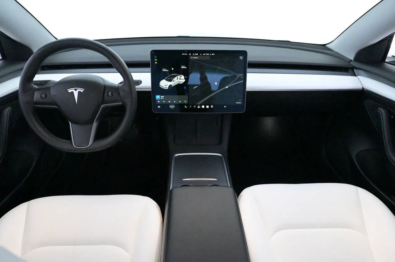 Tesla Model 3 bild 6
