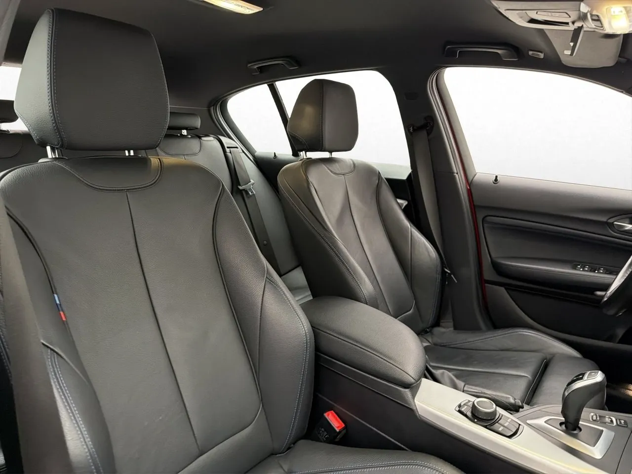 BMW 120 bild 19