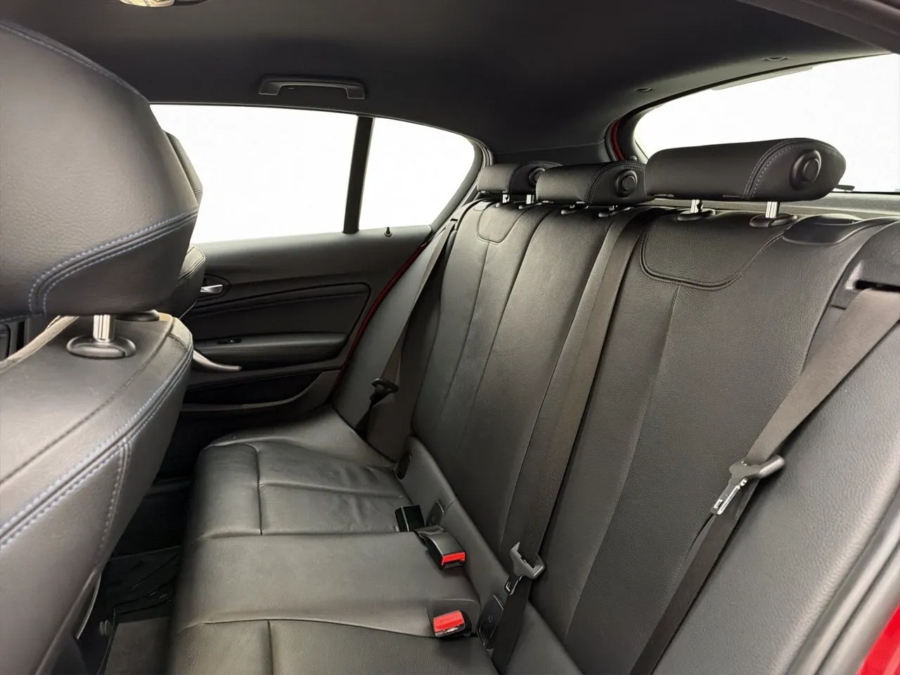 BMW 120 bild 18
