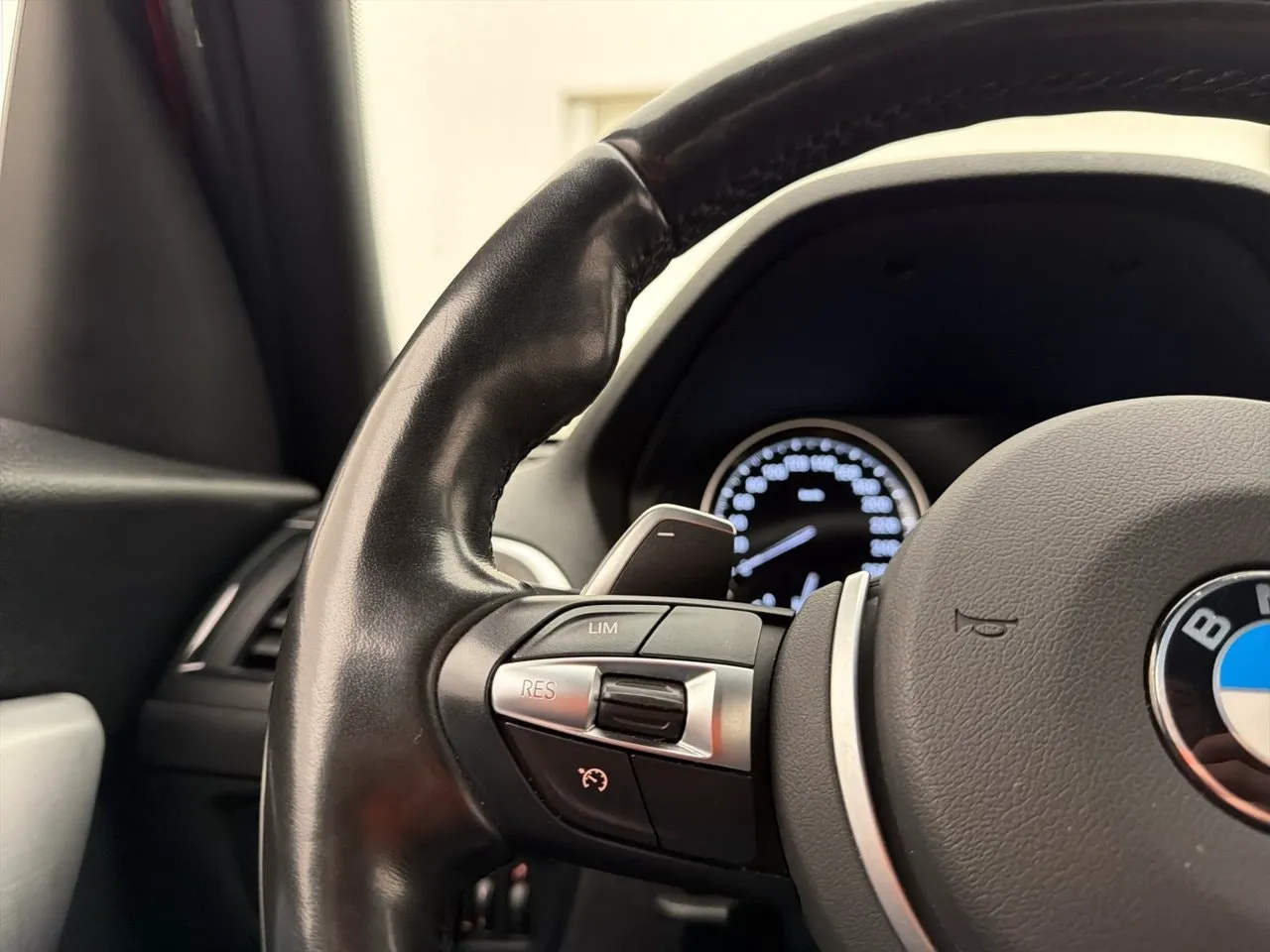 BMW 120 bild 13