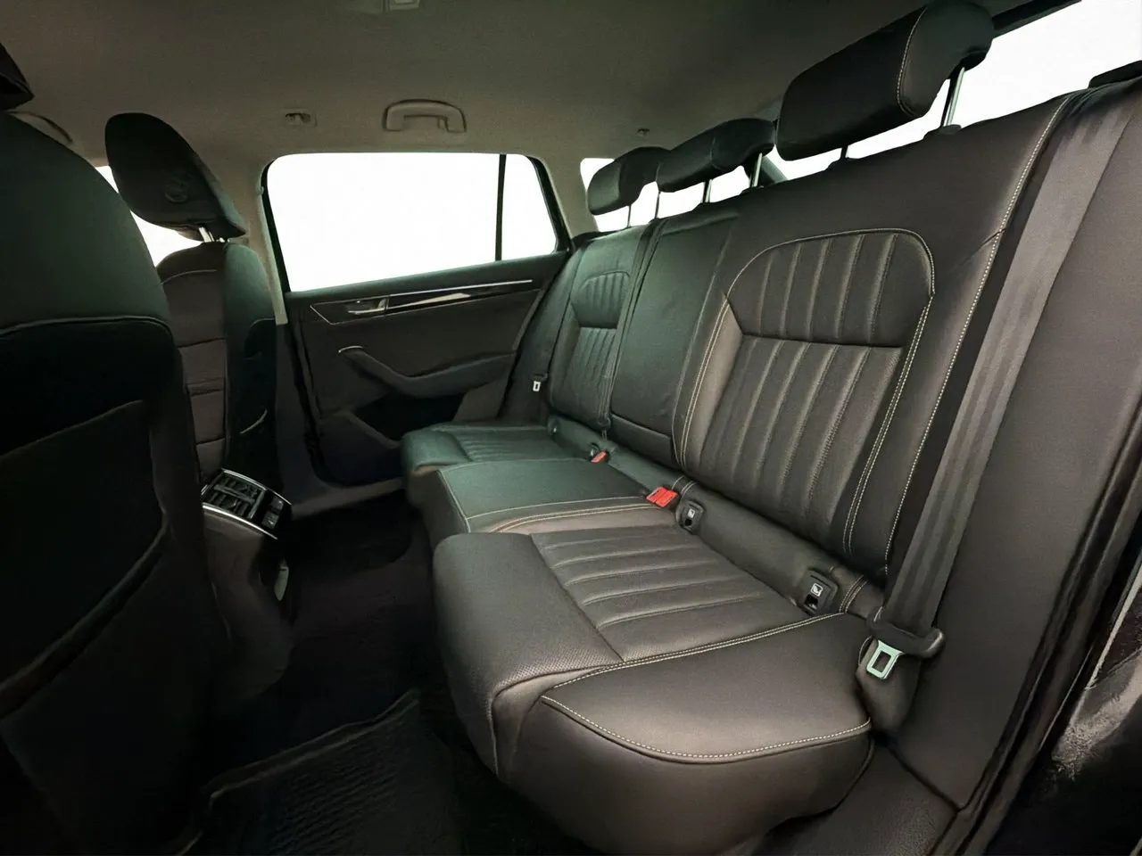 Skoda Superb bild 24