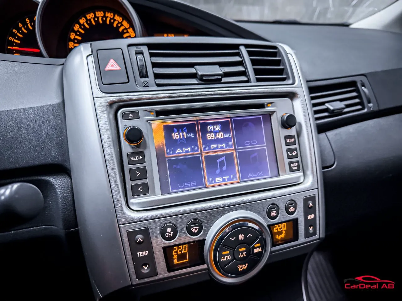 Toyota Verso bild 24