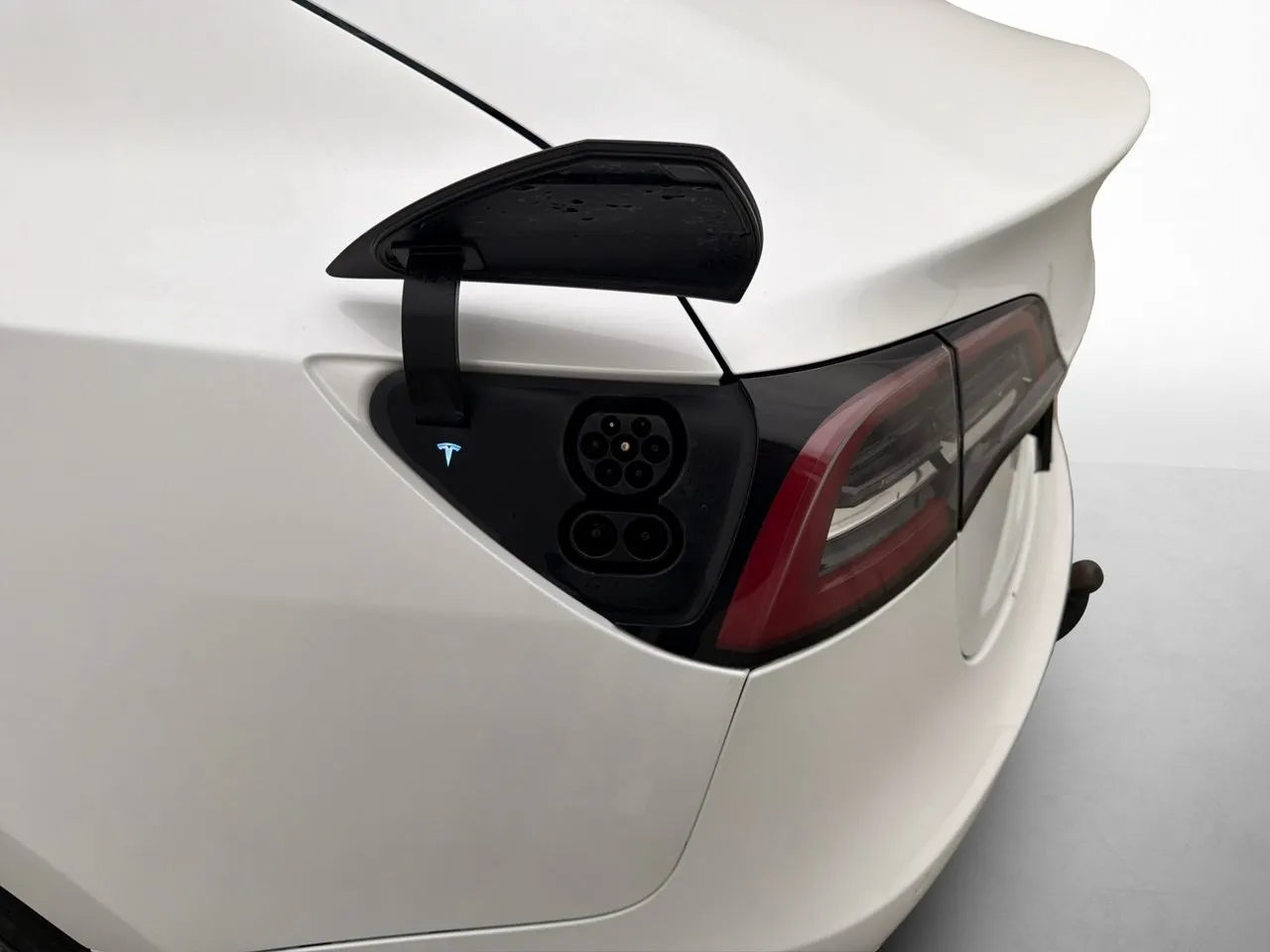 Tesla Model 3 bild 33