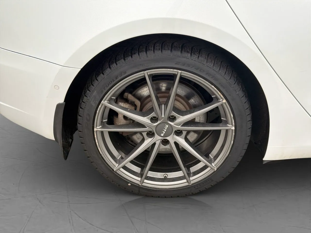 Tesla Model 3 bild 36