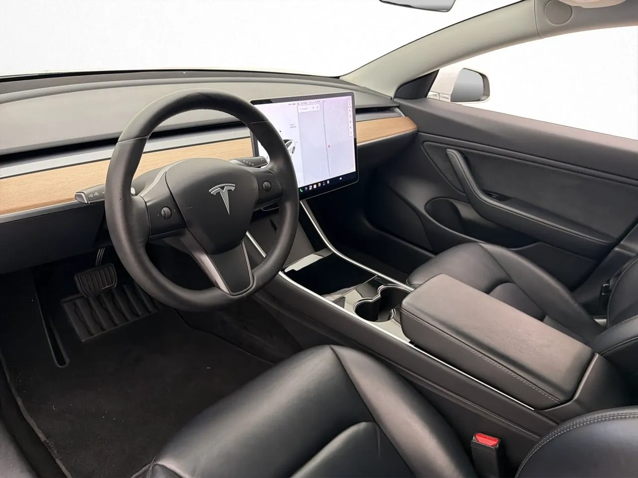 Tesla Model 3 bild 12
