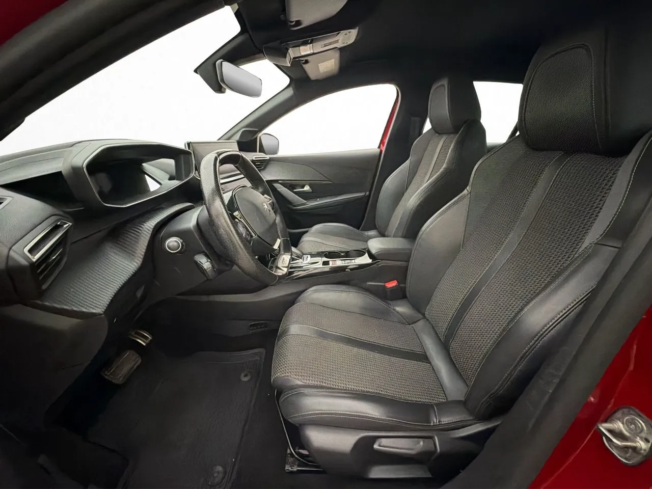 Peugeot e-208 bild 12