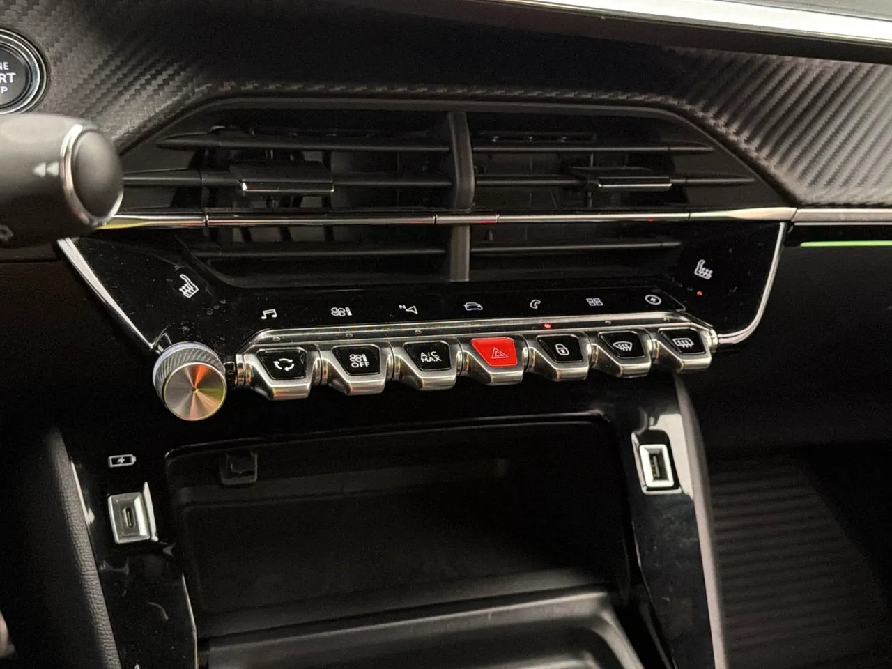 Peugeot e-208 bild 27