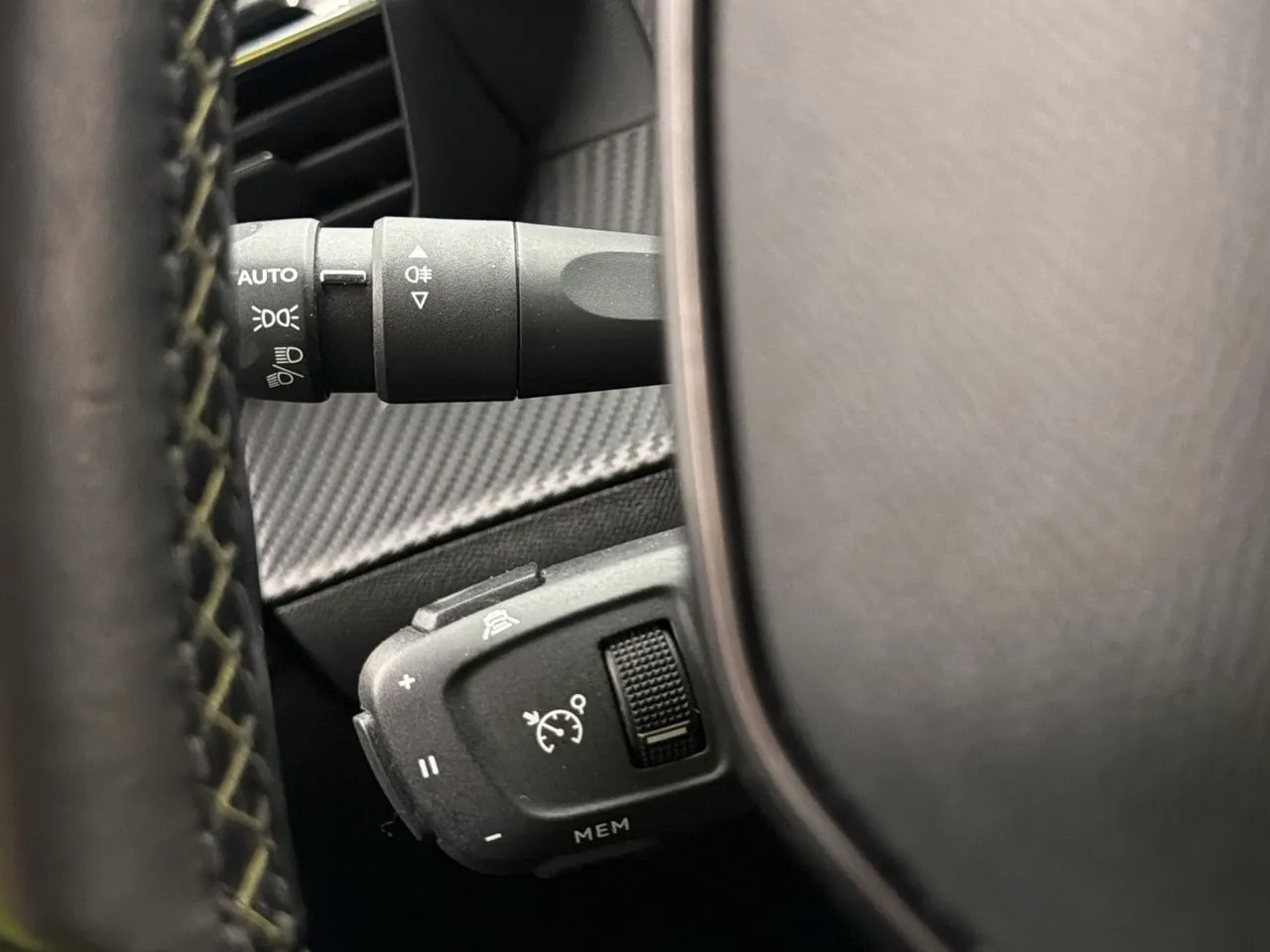 Peugeot e-208 bild 19