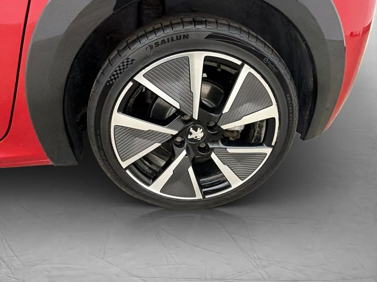 Peugeot e-208 bild 34