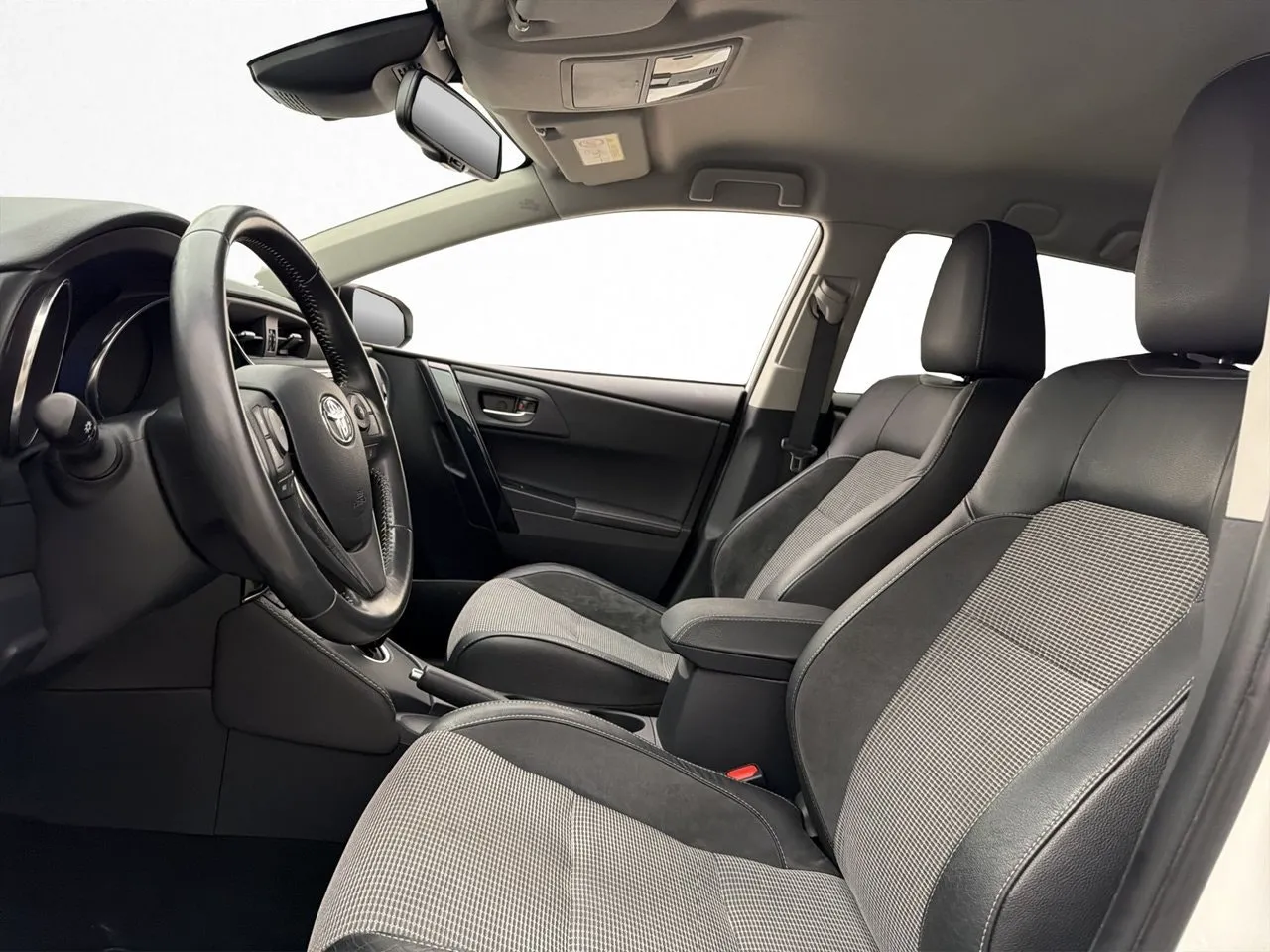 Toyota Auris bild 11