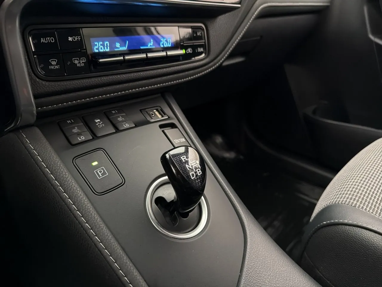 Toyota Auris bild 22