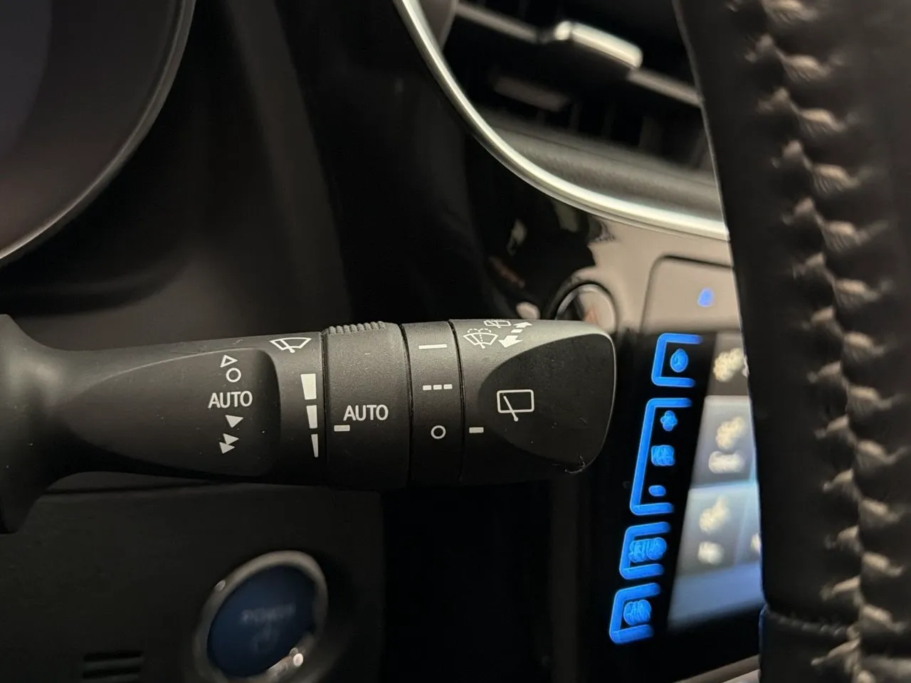 Toyota Auris bild 25