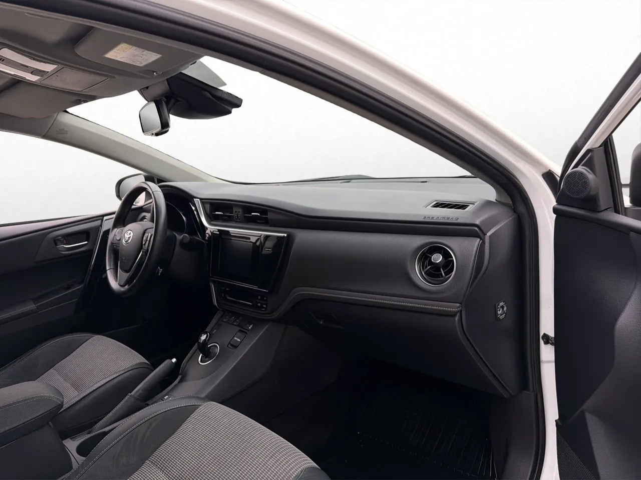 Toyota Auris bild 14