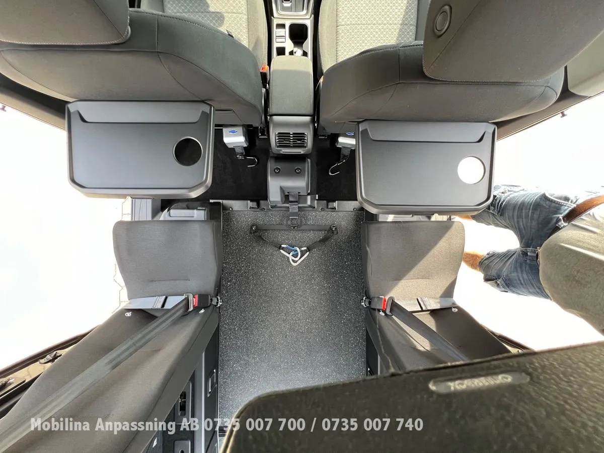 Ford Tourneo Connect bild 19
