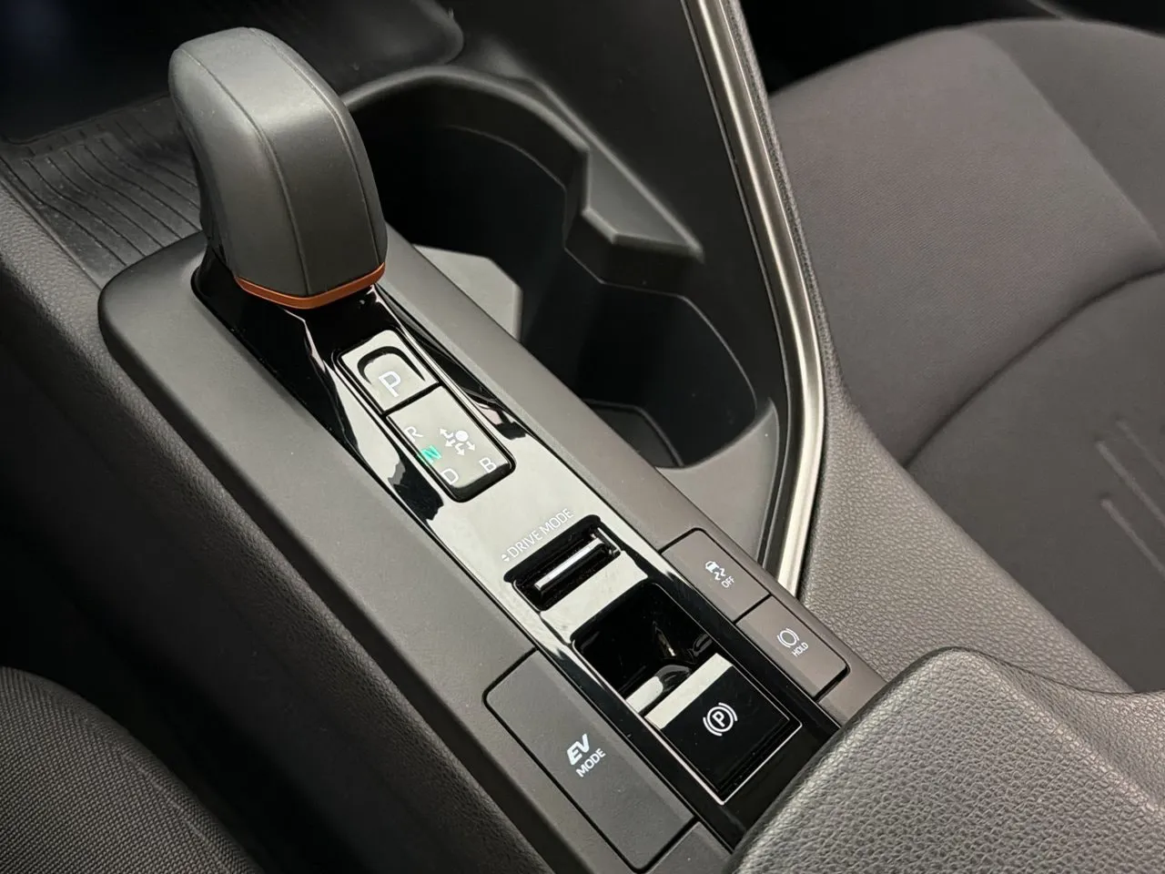 Toyota C-HR bild 23