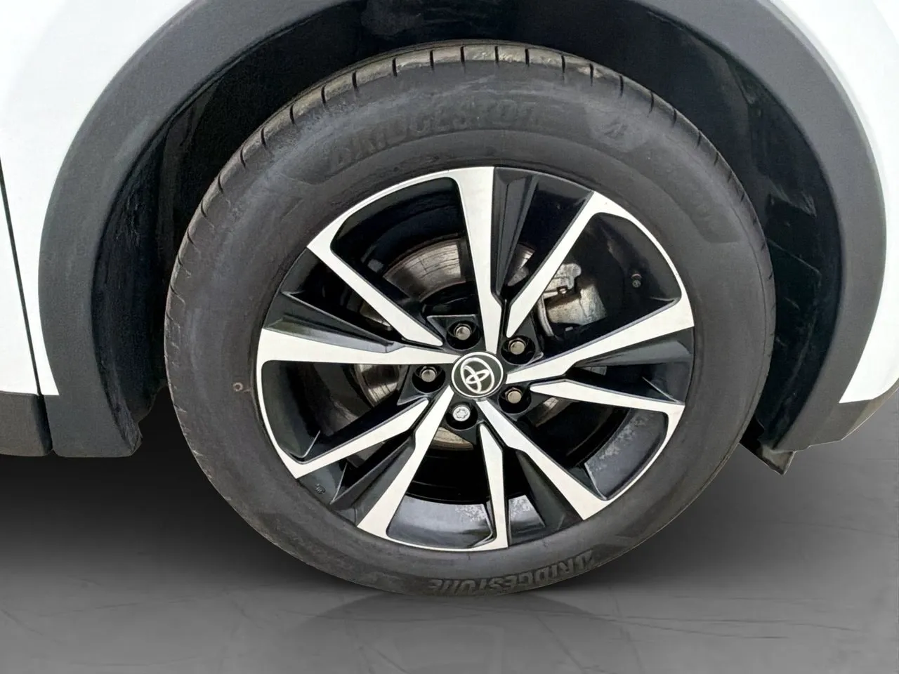 Toyota C-HR bild 32