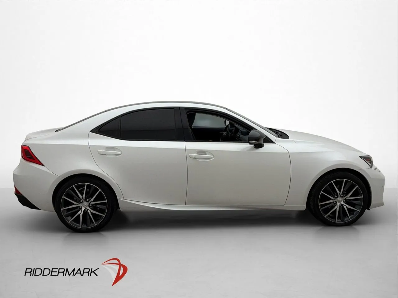 Lexus IS bild 9