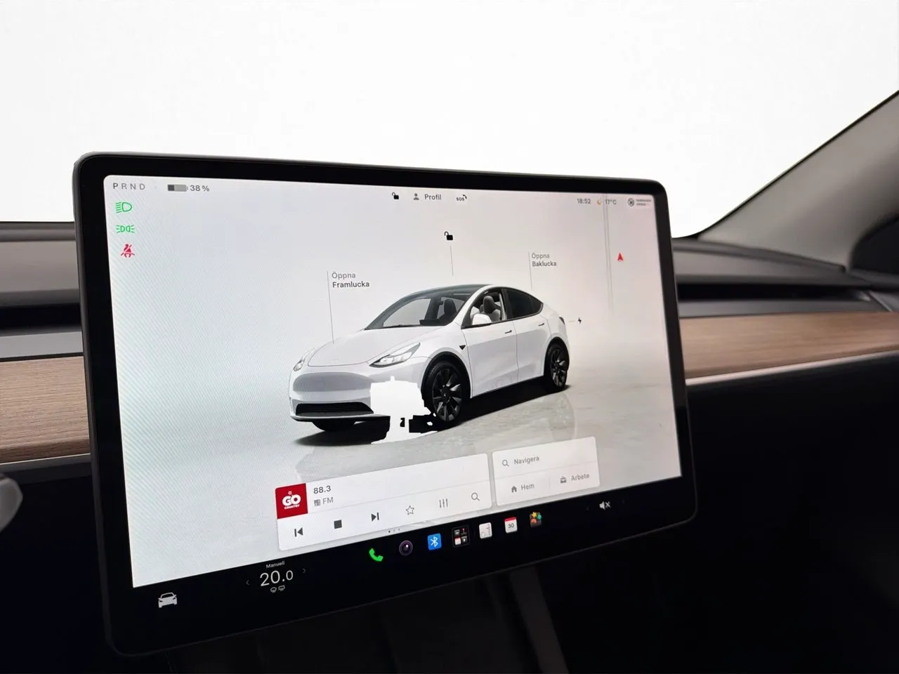 Tesla Model Y bild 18