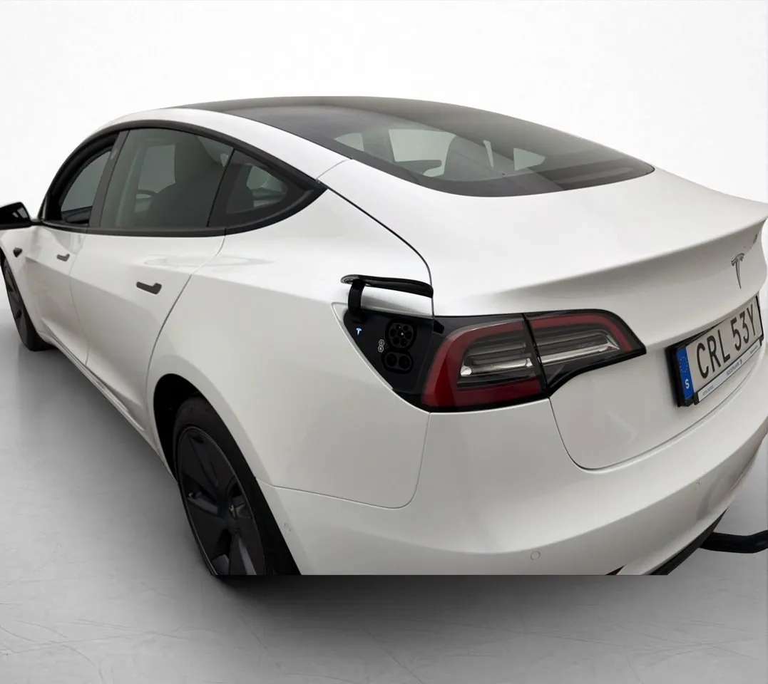 Tesla Model 3 bild 10