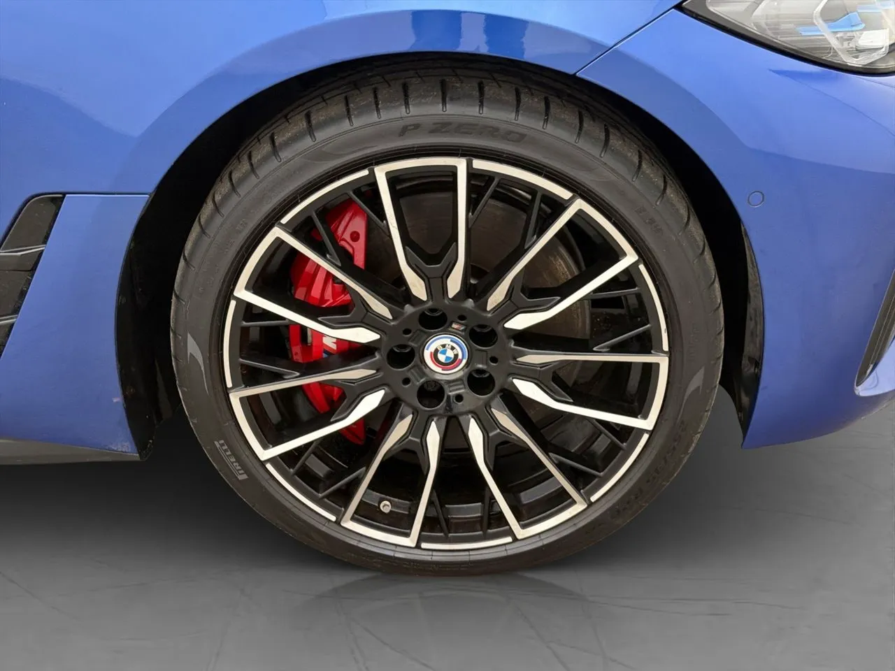 BMW i4 bild 36