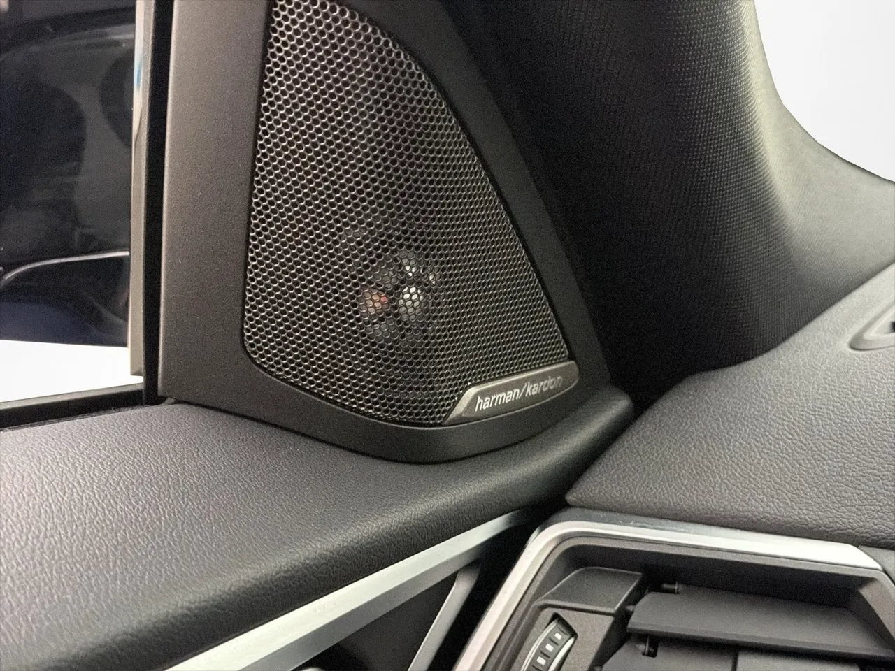 BMW i4 bild 16