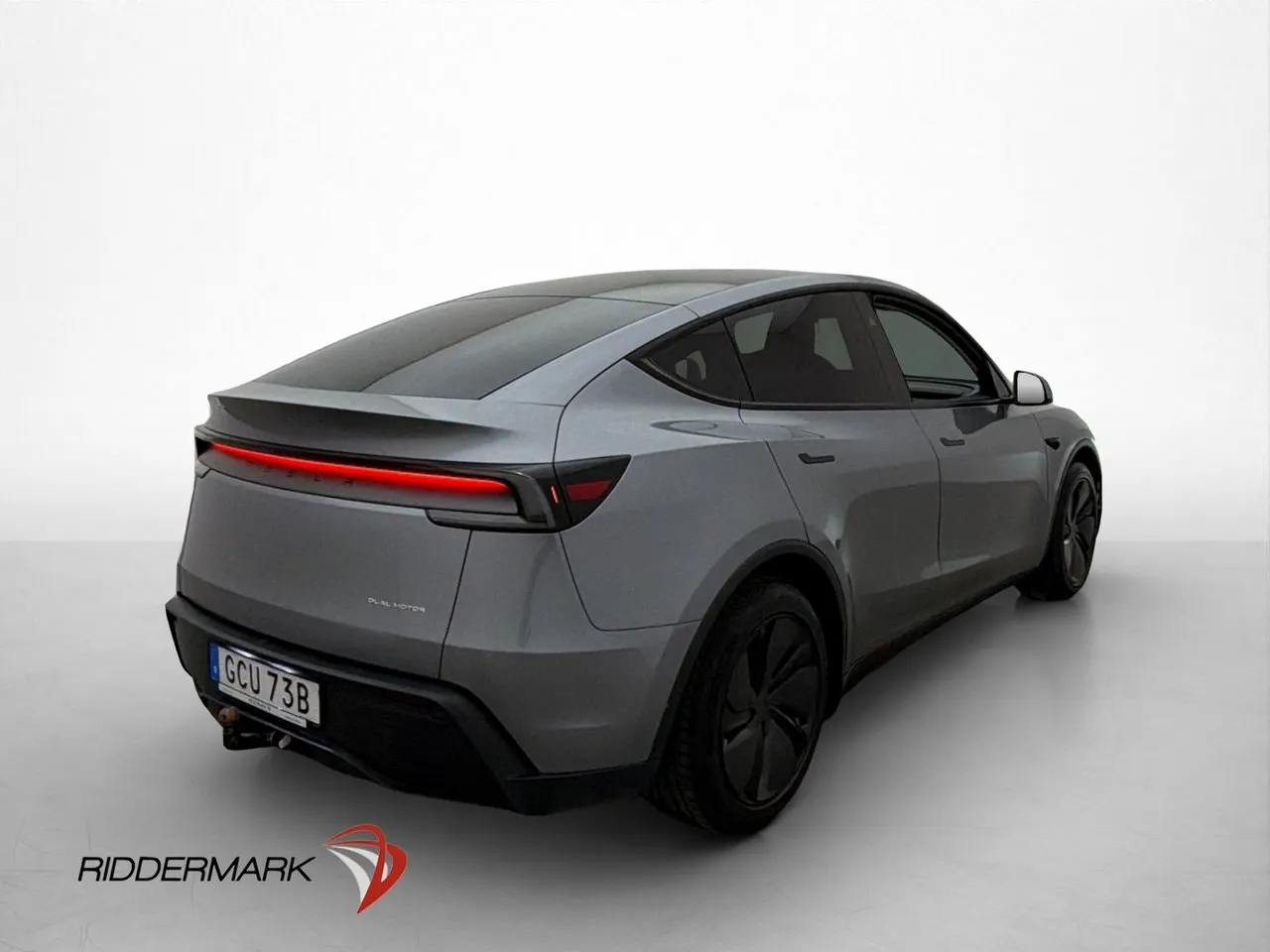 Tesla Model Y bild 8