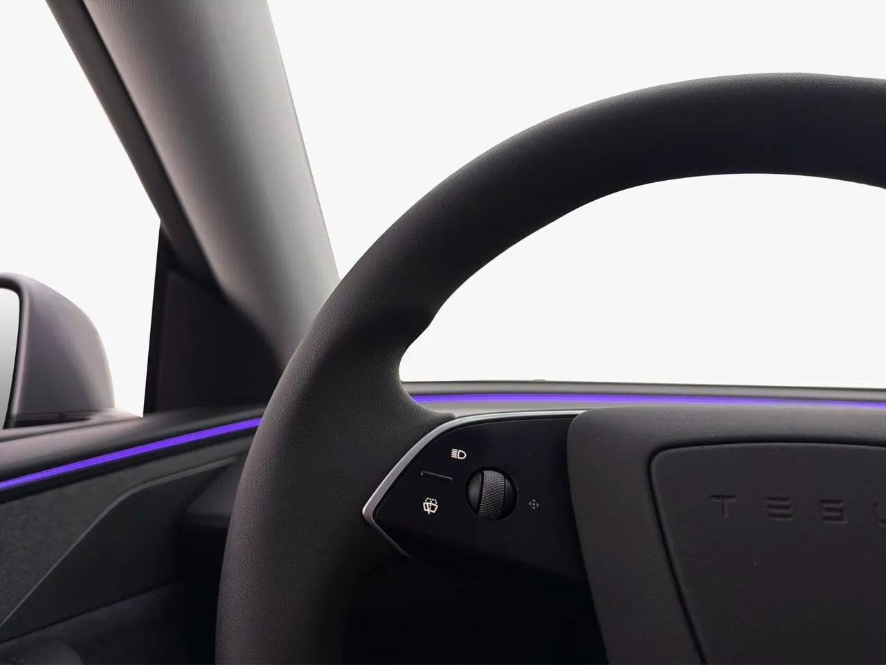 Tesla Model Y bild 15