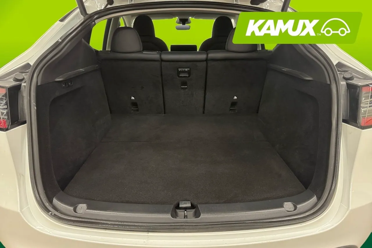 Tesla Model Y bild 13