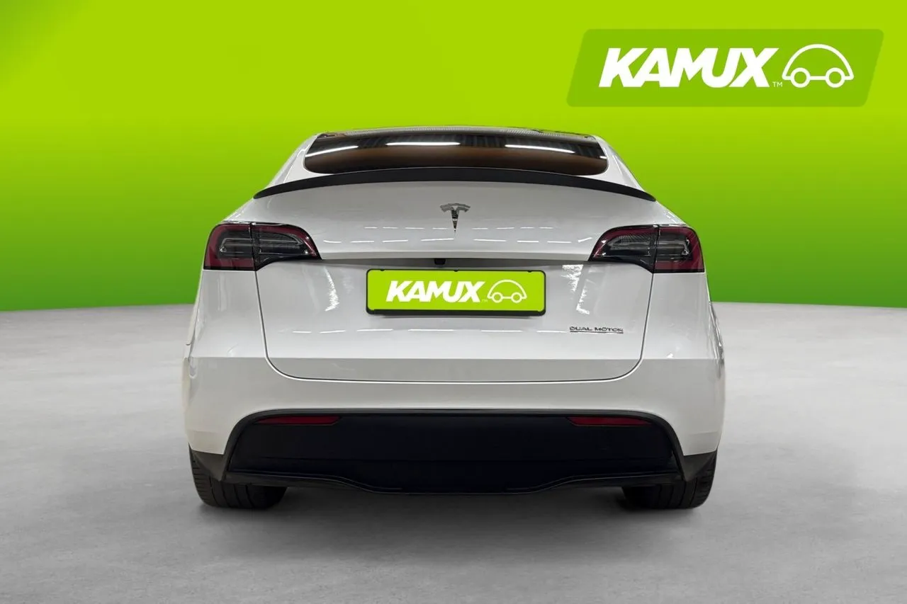 Tesla Model Y bild 5