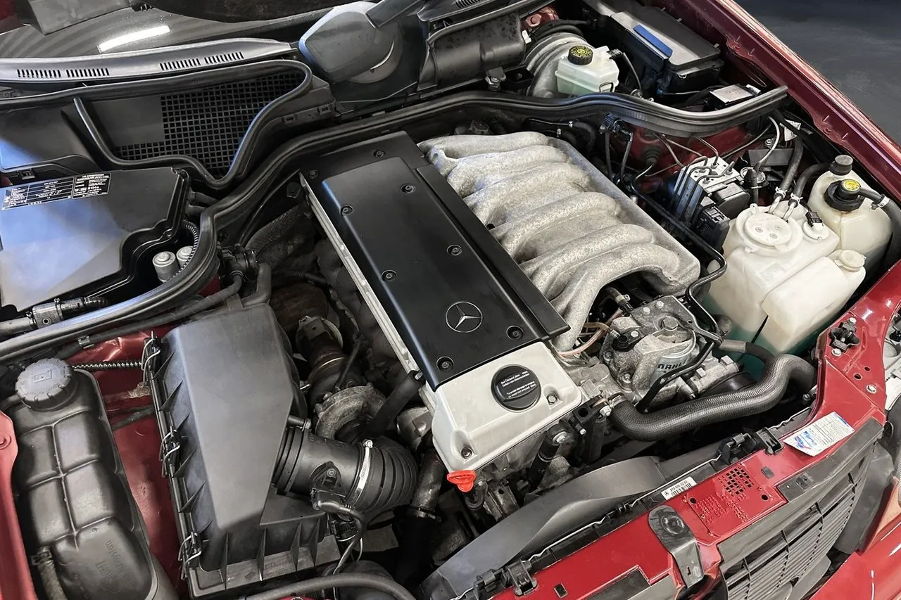 Mercedes E300 bild 37