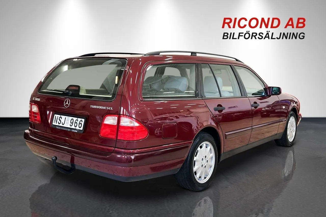 Mercedes E300 bild 3