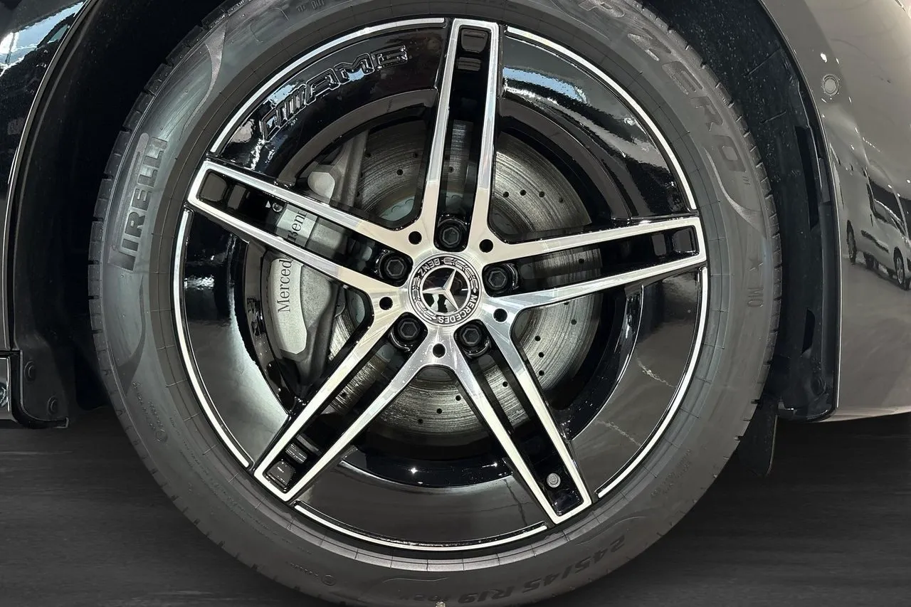 Mercedes E300 bild 5