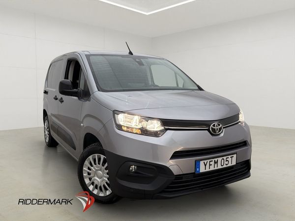 Toyota Proace city 130hk Fjärr-Värmare B-Kamera CARPLAY Moms - 2023