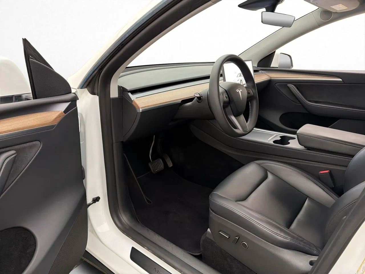 Tesla Model Y bild 10
