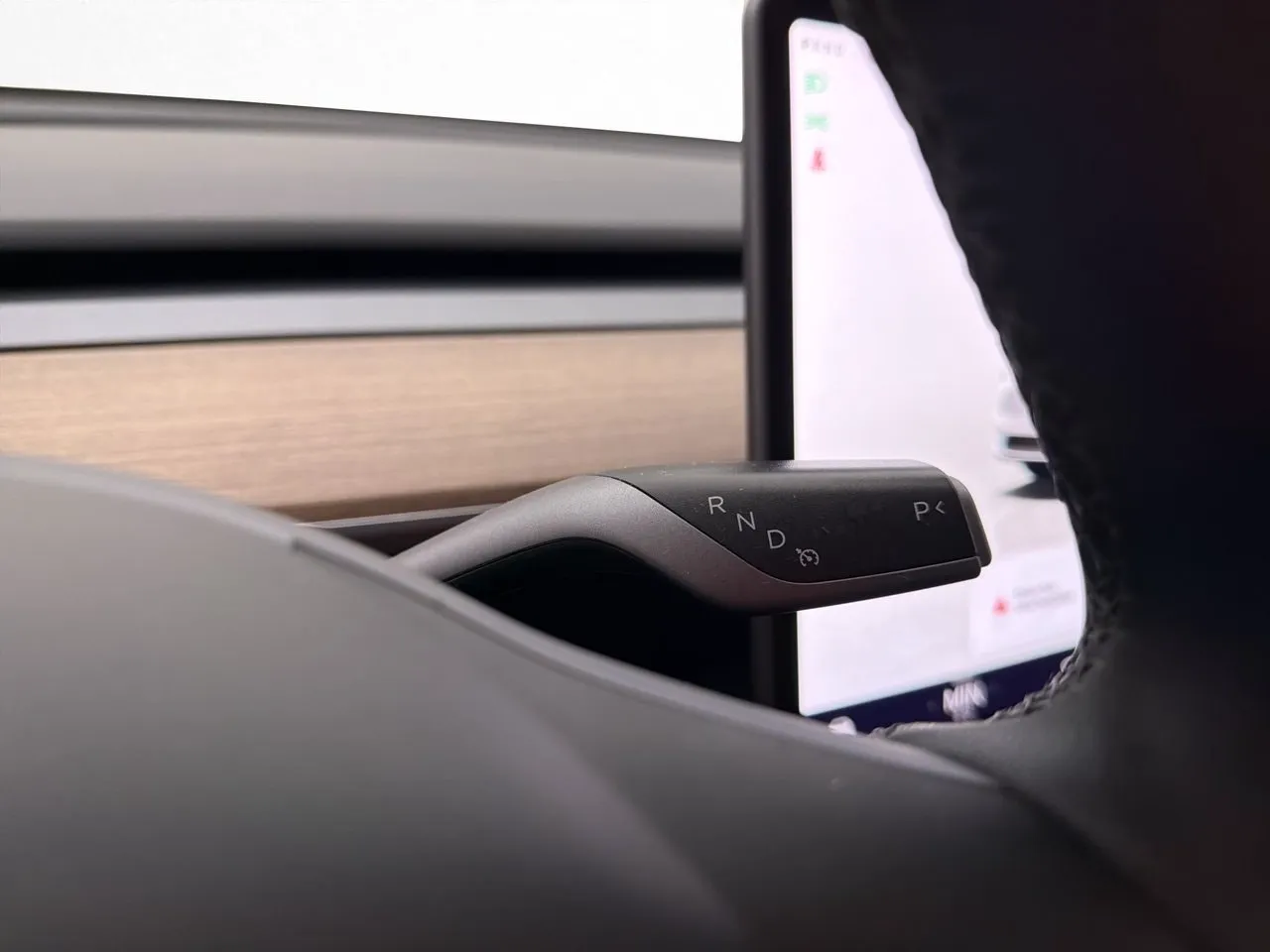 Tesla Model Y bild 30