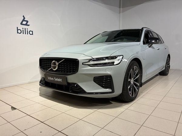 Volvo V60 T6 Plus Dark Nordic Edition - 2025