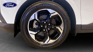 Ford Transit Courier bild 9